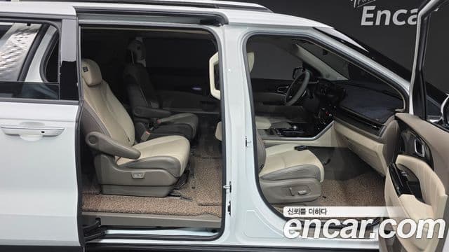Kia Carnival 4세대 Signature, 2022 10