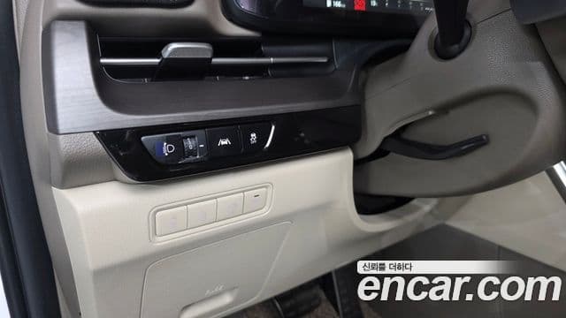 Kia Carnival 4세대 Signature, 2022 13