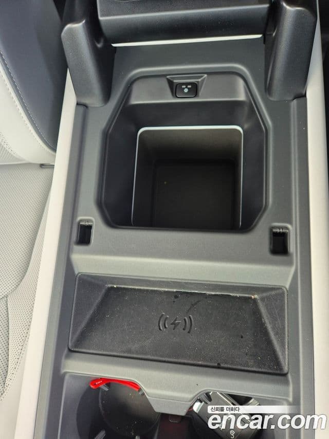 Land Rover Defender (L663) 110 D250 X-Dynamic SE, 2025 10