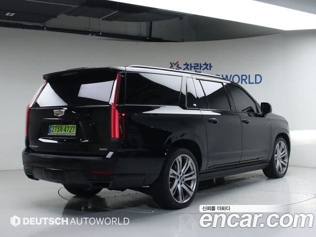 Cadillac Escalade 5세대 ESV Sport Platinum, 2025 2