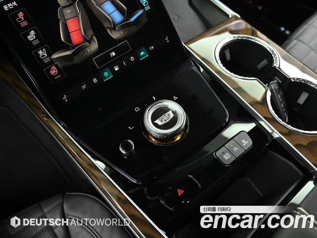 Cadillac Escalade 5세대 ESV Sport Platinum, 2025 9