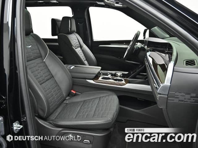 Cadillac Escalade 5세대 ESV Sport Platinum, 2025 10