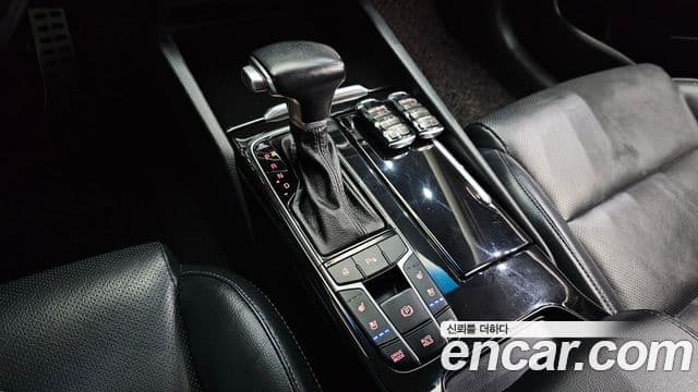 Kia All New K7 Prestige, 2016 9
