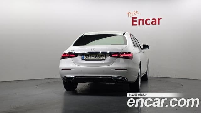 Mercedes-Benz E-класс W213 Exclusive, 2021 4