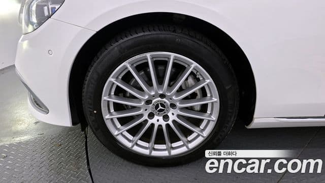 Mercedes-Benz E-класс W213 Exclusive, 2021 все фото