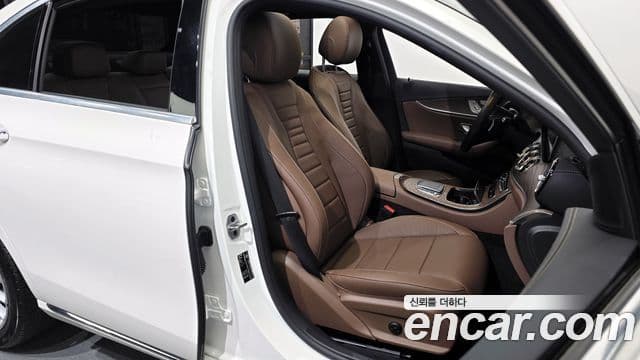 Mercedes-Benz E-класс W213 Exclusive, 2021 12