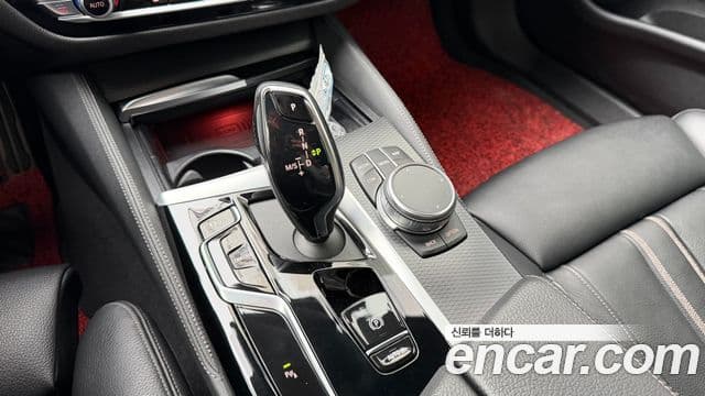 BMW 5시리즈 (G30) 520i M Sport, 2023 9