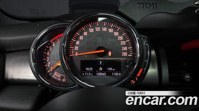 Mini Cooper 3세대, 2018 8