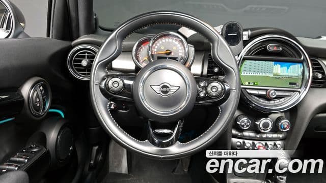 Mini Cooper 3세대, 2018 13