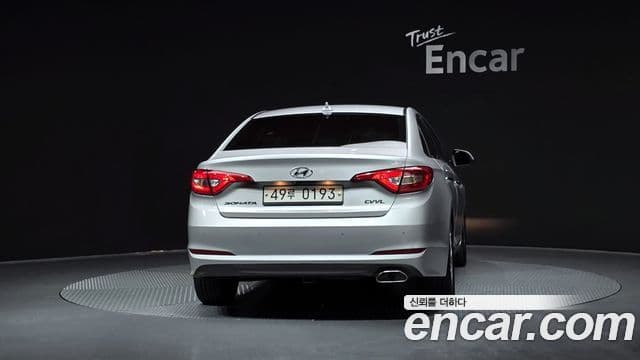 Hyundai LF Sonata Special, 2016 4