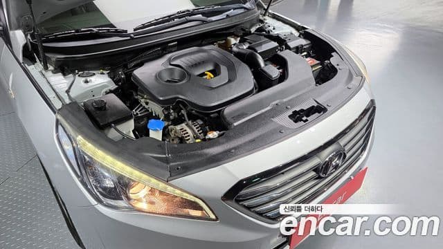 Hyundai LF Sonata Special, 2016 6