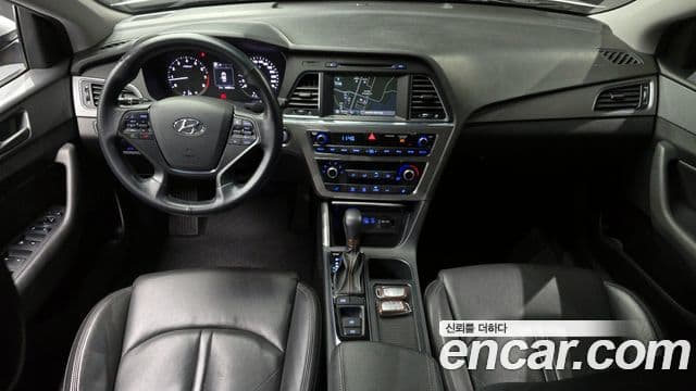 Hyundai LF Sonata Special, 2016 7