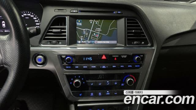 Hyundai LF Sonata Special, 2016 16