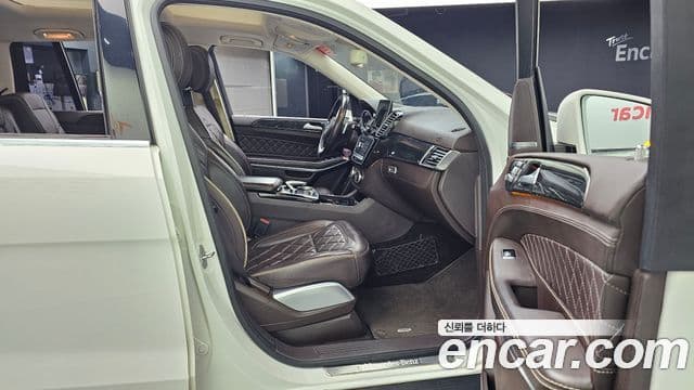 Mercedes-Benz GLS-класс X166 GLS500 4MATIC, 2017 11