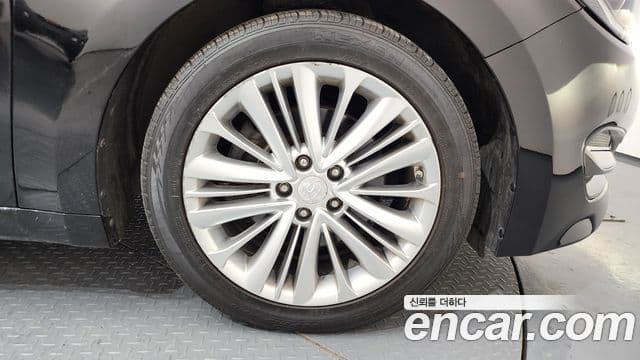 Hyundai Aslan Modern, 2017 все фото