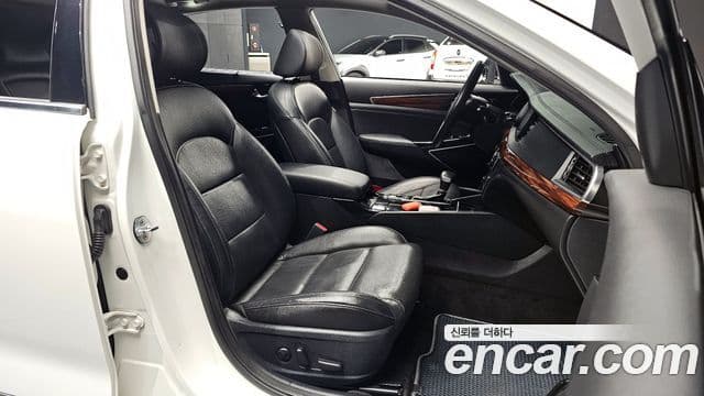 Kia All New K7 3.0 LPI Prestige (арендный автомобиль), 2017 10