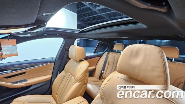 BMW 5시리즈 (G30) 520i M Sport, 2021 18