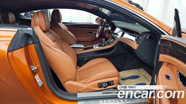 Bentley Continental GT 3세대 6.0 GT, 2018 11