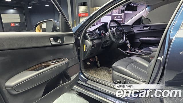 Kia K5 2세대 Noblesse, 2016 11