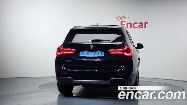 BMW iX3 M Sport, 2024 4