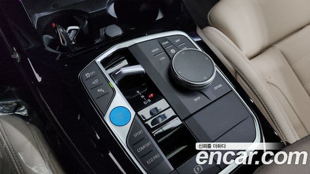 BMW iX3 M Sport, 2024 9