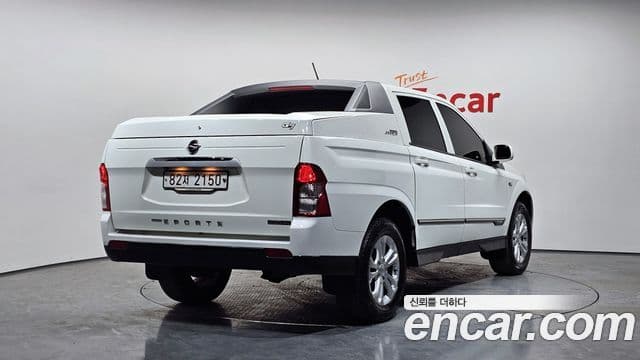 KG모빌리티(SsangYong) Korando Sport Club, 2016 2