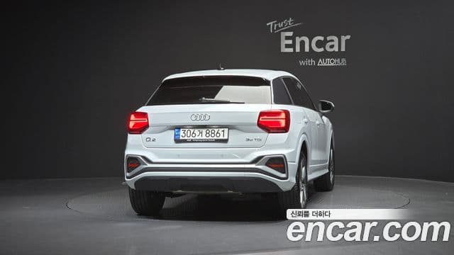 Audi Q2 Premium, 2023 4