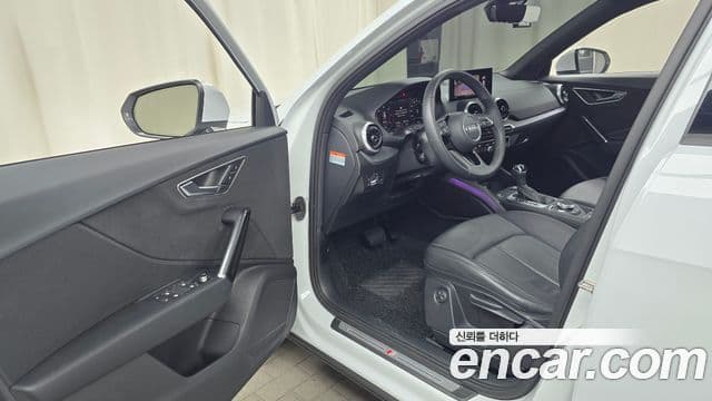 Audi Q2 Premium, 2023 10