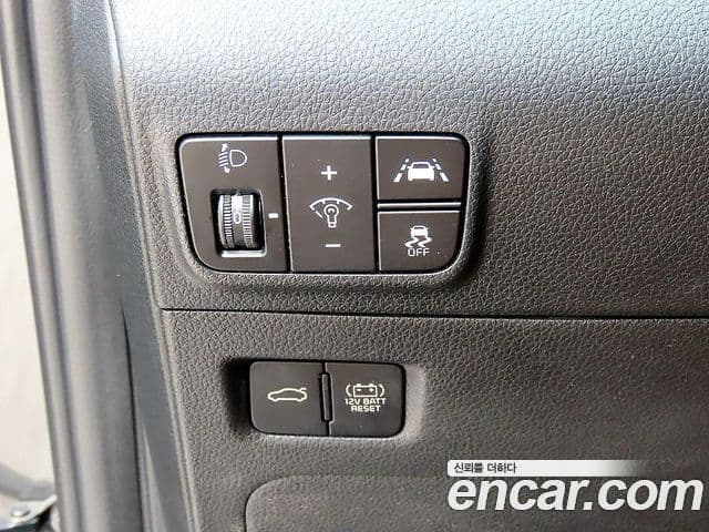 Kia K5 гибрид 3세대 Signature, 2022 13