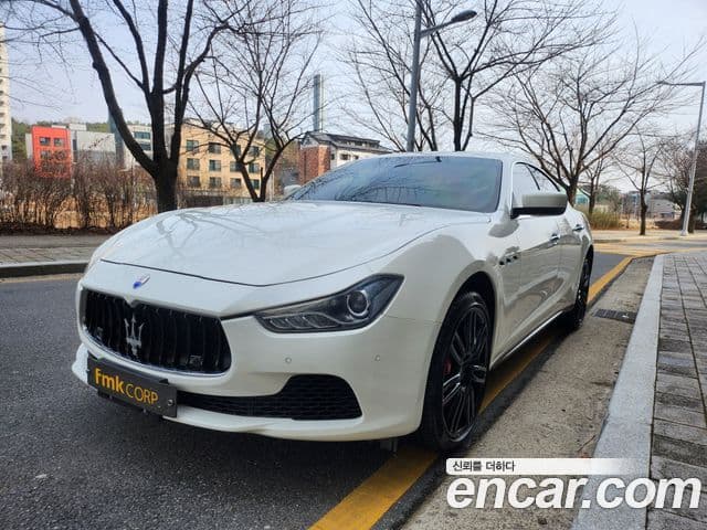 Maserati 기블리 3세대, 2014 19