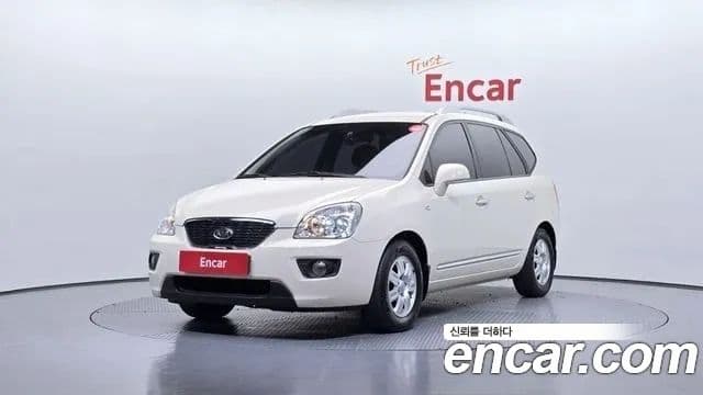 Kia 뉴카렌스 топовая версия, 2012 1