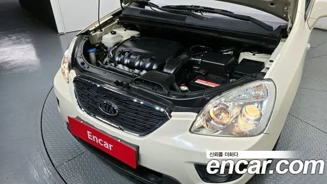 Kia 뉴카렌스 топовая версия, 2012 6