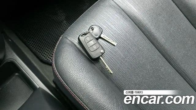 Kia 뉴카렌스 топовая версия, 2012 18