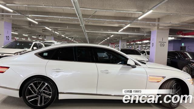 Genesis G80 (RG3) бензин 2.5 турбо AWD, 2026 9