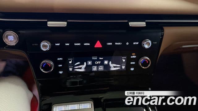 Genesis G80 (RG3) бензин 2.5 турбо AWD, 2026 17