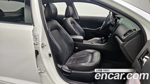 Kia K5 Prestige, 2012 10