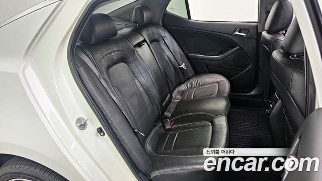 Kia K5 Prestige, 2012 11