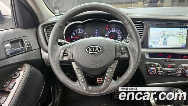 Kia K5 Prestige, 2012 12