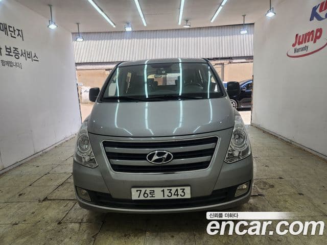 Hyundai Grand Starex CVX Deluxe, 2016 2