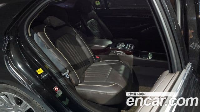 Genesis EQ900 Prestige, 2016 12