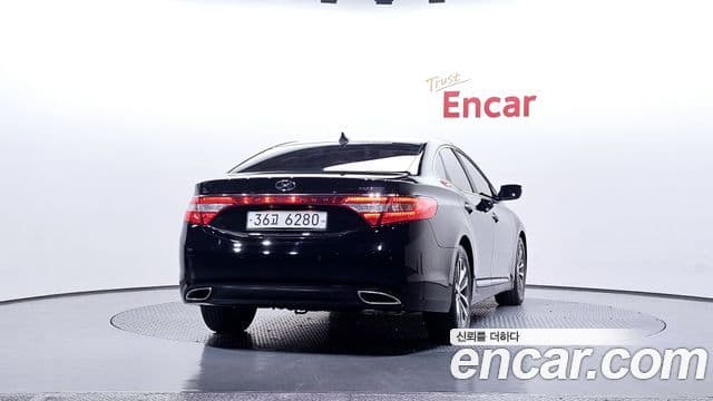Hyundai Grandeur HG Luxury, 2012 4