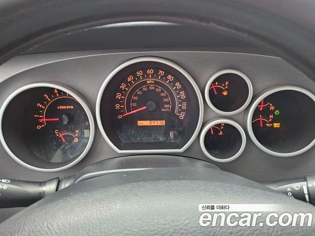 Toyota 툰드라, 2012 8