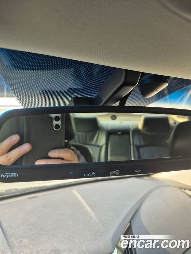 Hyundai YF Sonata Premier, 2010 6