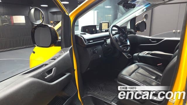 Hyundai Staria 15인승, 2022 10