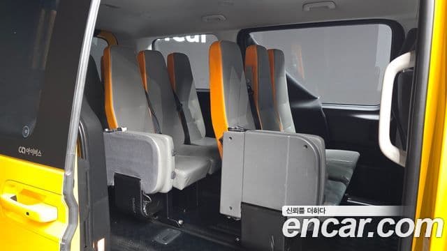 Hyundai Staria 15인승, 2022 12