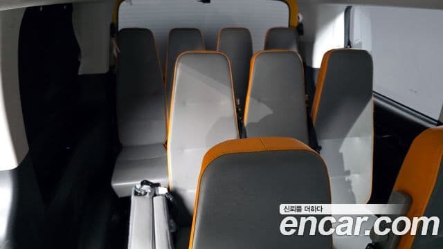 Hyundai Staria 15인승, 2022 13