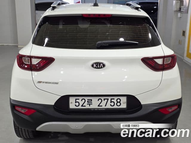 Kia Stonic Trendy, 2018 3