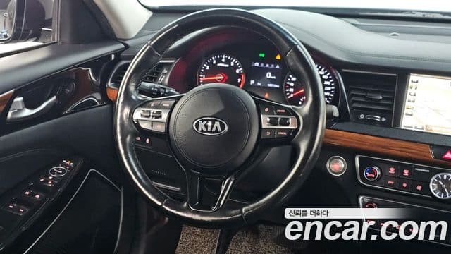 Kia All New K7 3.0 LPI Luxury (арендный автомобиль), 2017 13