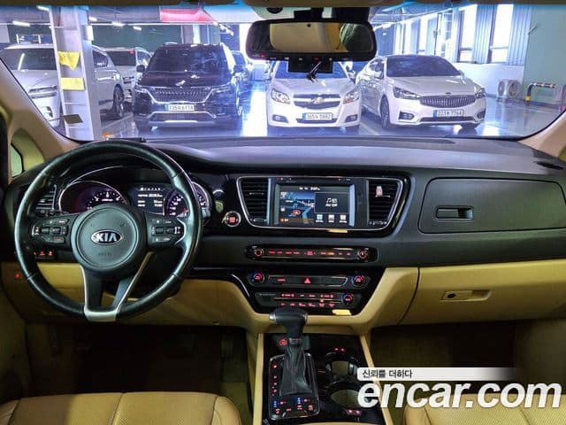 Kia All New Carnival Noblesse, 2018 13