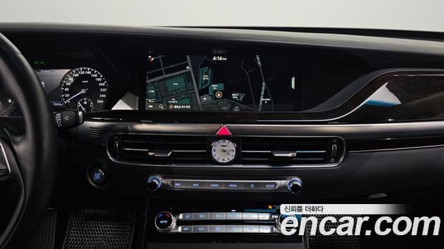 Genesis G90 Luxury, 2019 15